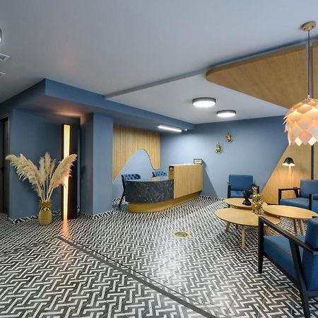Pillow Urban Stay Thessaloniki Exterior photo
