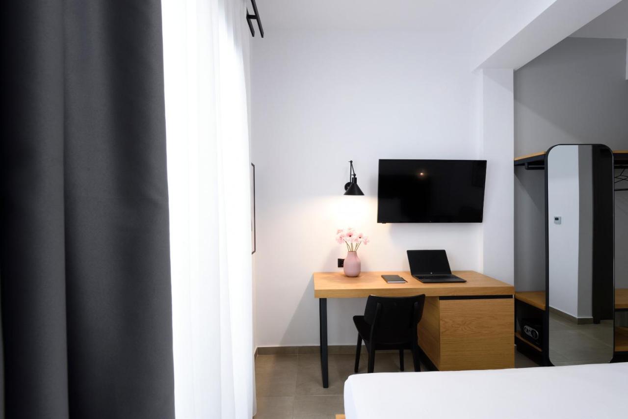Pillow Urban Stay Thessaloniki Exterior photo