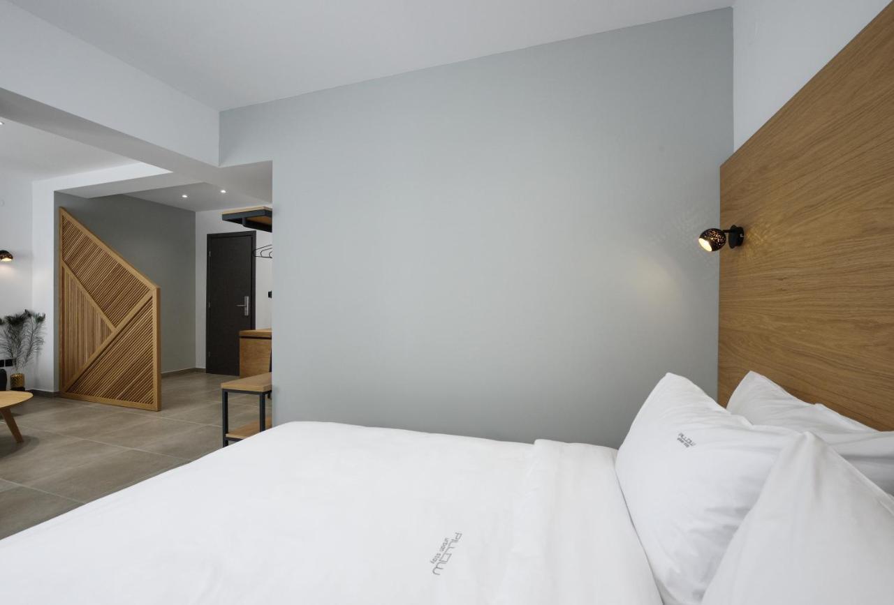 Pillow Urban Stay Thessaloniki Exterior photo