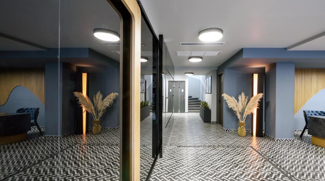 Pillow Urban Stay Thessaloniki Exterior photo