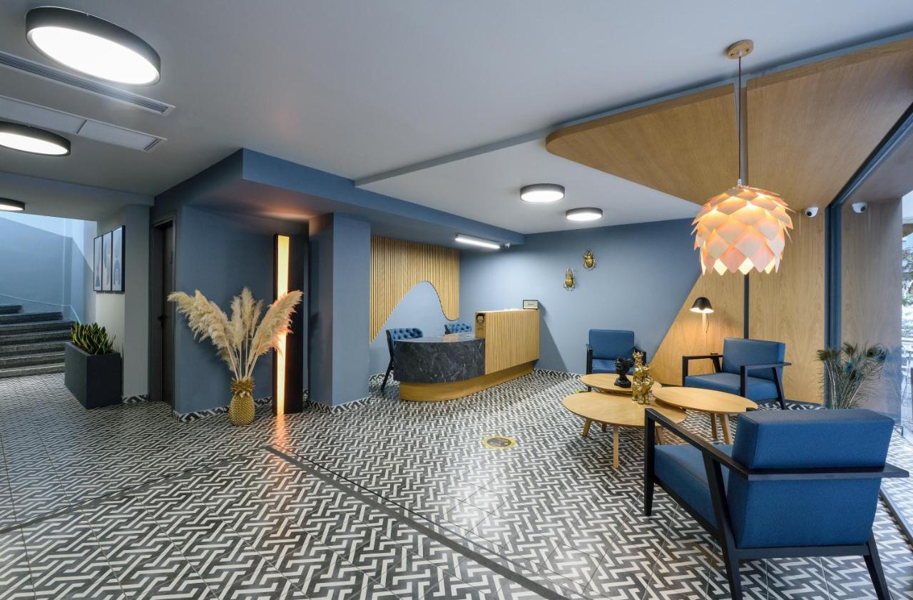 Pillow Urban Stay Thessaloniki Exterior photo