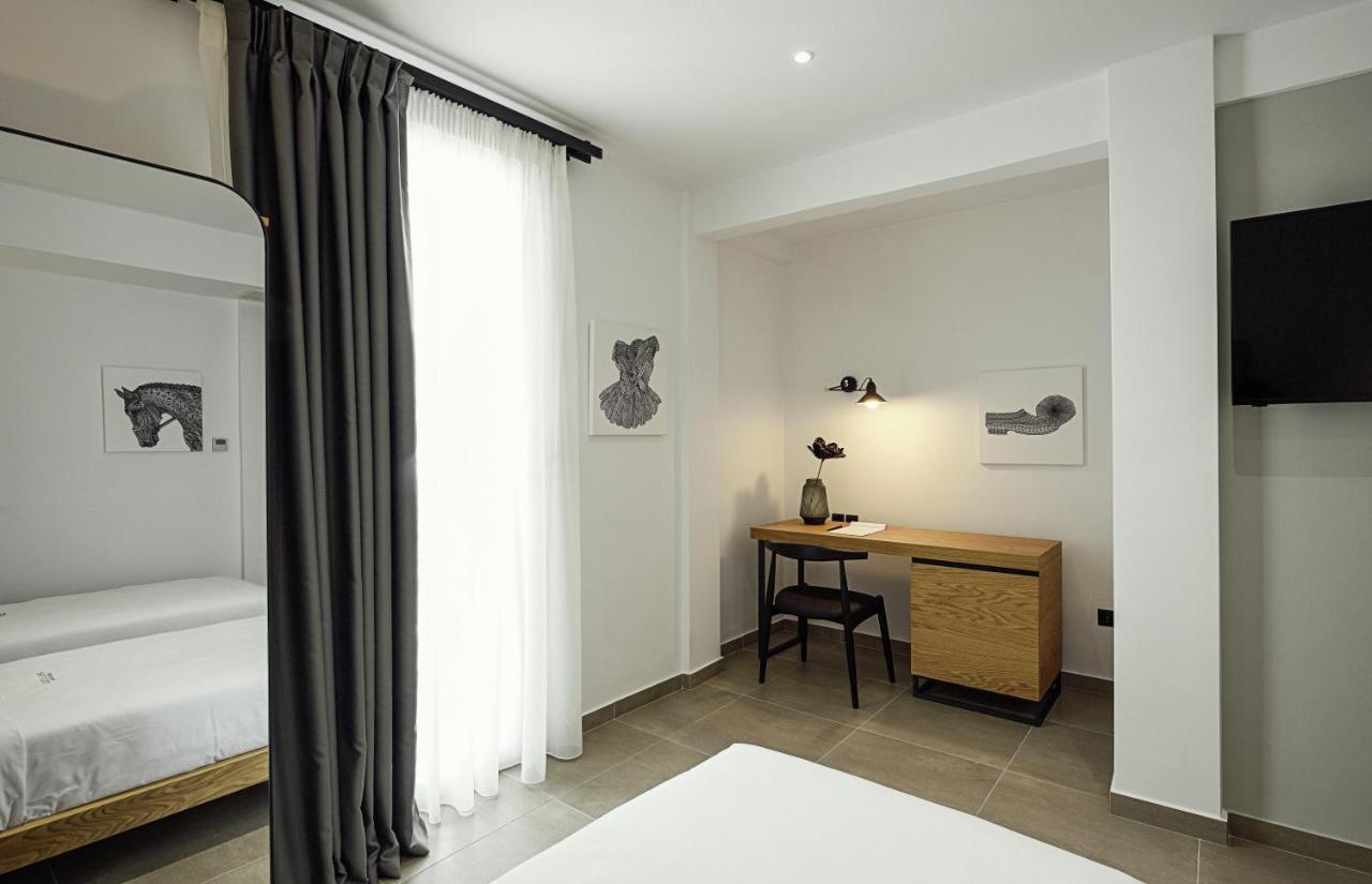 Pillow Urban Stay Thessaloniki Exterior photo