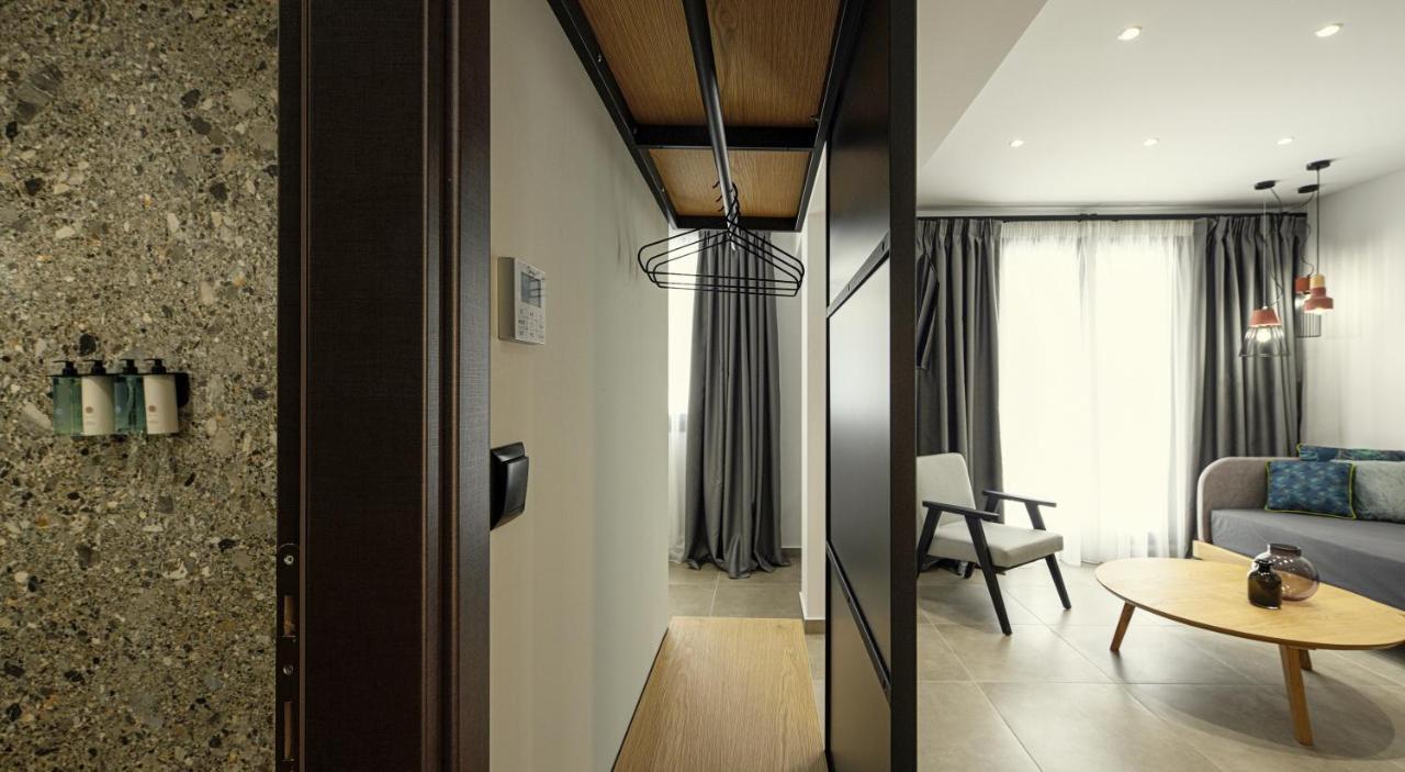 Pillow Urban Stay Thessaloniki Exterior photo